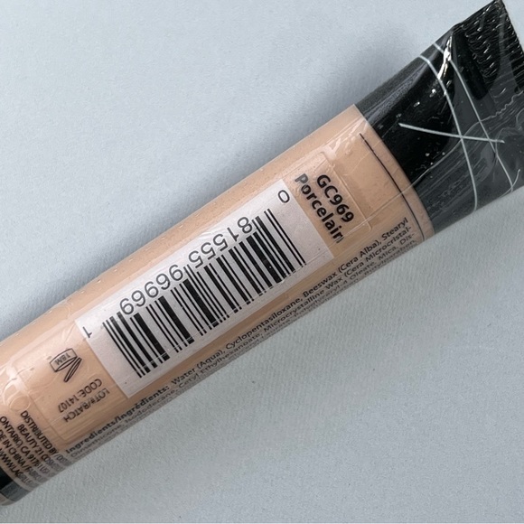 L.A. Girl HD Pro Concealer Shade: Porcelain - Picture 2 of 2